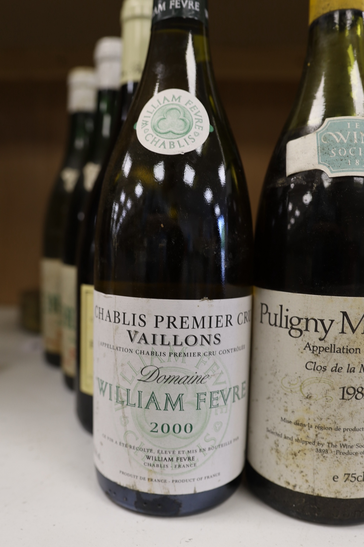 Six bottles of mixed wine to include Bordeaux, Sancerre, Chablis, Puissé, dates vary 1961-2003